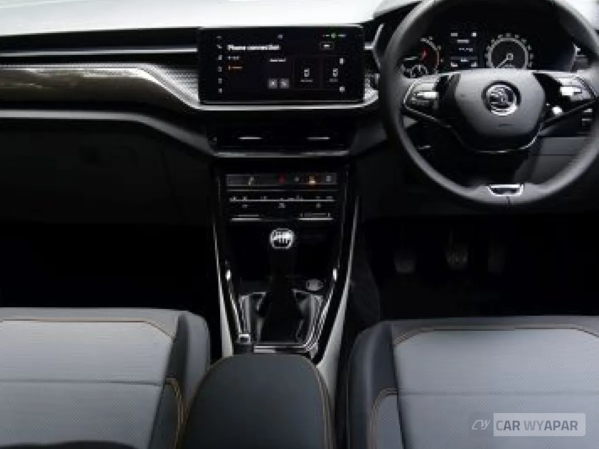 Skoda Kushaq Onyx AT